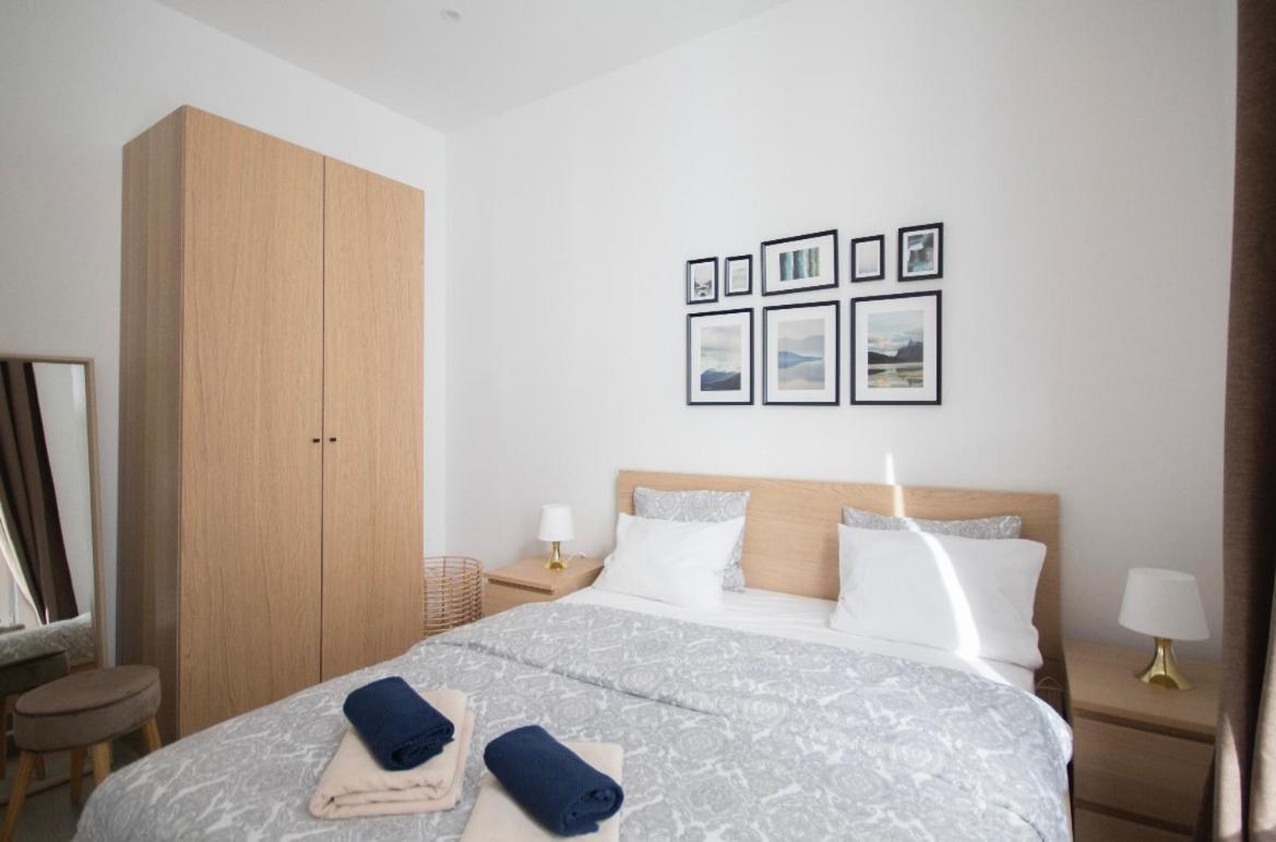 Instaworthy View 1 Apartment Antwerp Luaran gambar