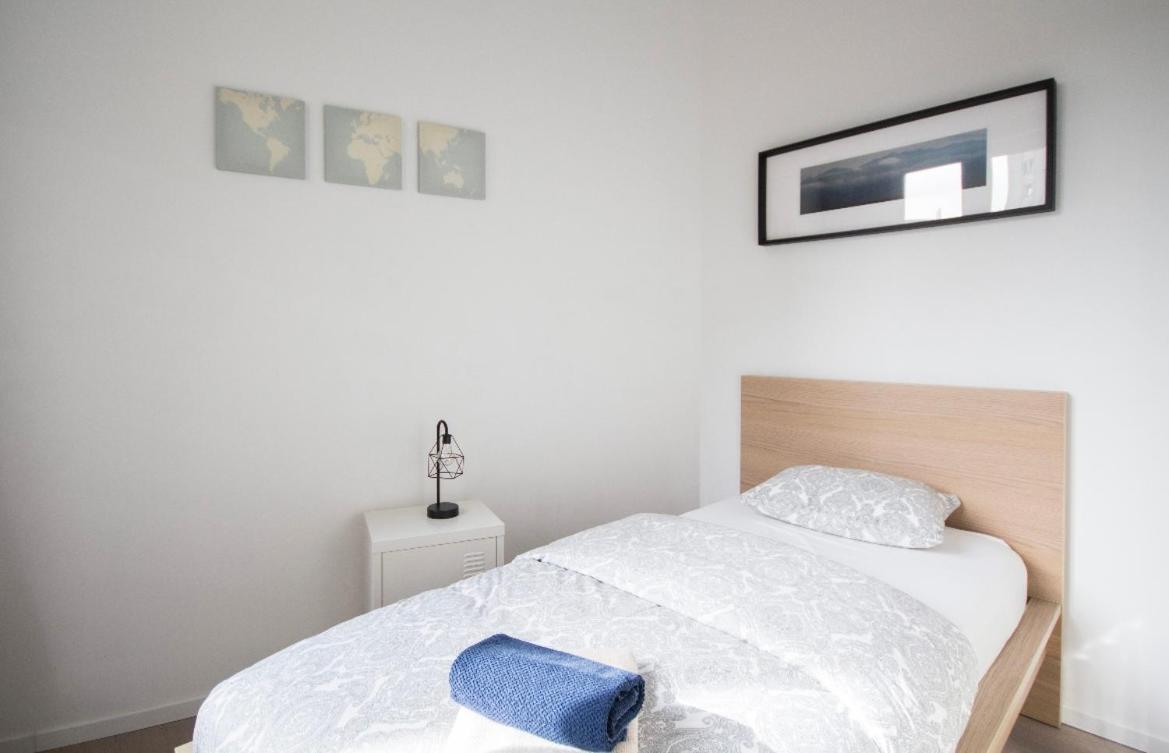 Instaworthy View 1 Apartment Antwerp Luaran gambar