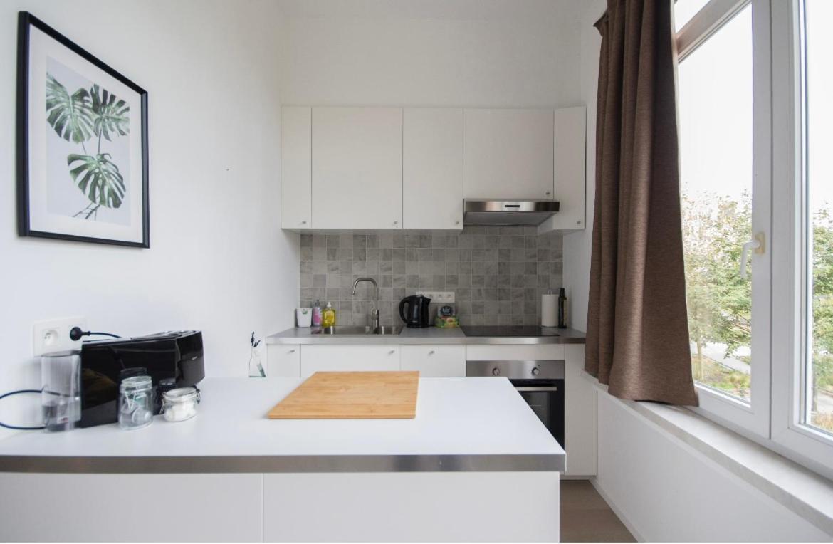 Instaworthy View 1 Apartment Antwerp Luaran gambar